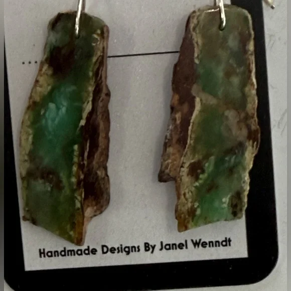 NWT Handmade earrings Crysophase Stone earrings with earwires with guards - Picture 3 of 4